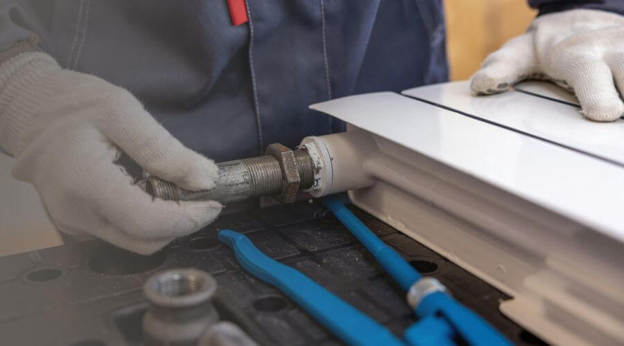 Expert burst pipe repair services in Morrow, OH
